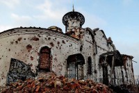 Донецк: в разбитом обстрелами Свято-Иверском монастыре совершат Божественную литургию