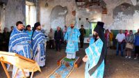 Первая Архиерейская литургия за 80 лет в разрушенном храме села  Юдино Чистоозёрного района (видео)