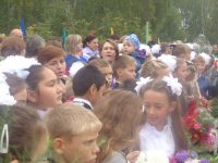 В День знаний  иерей Сергий Граникин посетил  школу №3 р.п. Ордынского