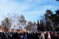 В Ордынском  прошел митинг   в память о погибших детях на пожаре в Кемерово