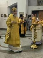 Епископ Варнава возглавил всенощное бдение в соборе Апостола Андрея Первозванного