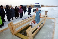 Крещенские купания в Карасукском районе (видео)