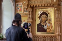 На Валааме замироточила Казанская икона Божией Матери (ФОТО)
