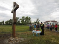 Освящение креста в селе Травном Доволенского района