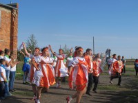В селе Троицком Карасукского района прошла церемония открытия и освящение здания Детской школы искусств