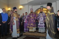 Епископ Филипп и епископ Николай совершили Литургию в Богоявленском храме г. Нового Уренгоя
