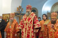Епископ Филипп принял участие в Божественной литургии в храме в честь Новомучеников и исповедников Церкви Русской (видео)