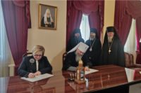Епископ Филипп принял участие в подписании соглашения между Новосибирской митрополией и Общественной палатой Новосибирской области