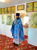 Божественная литургия в храме с. Хорошего Карасукского района
